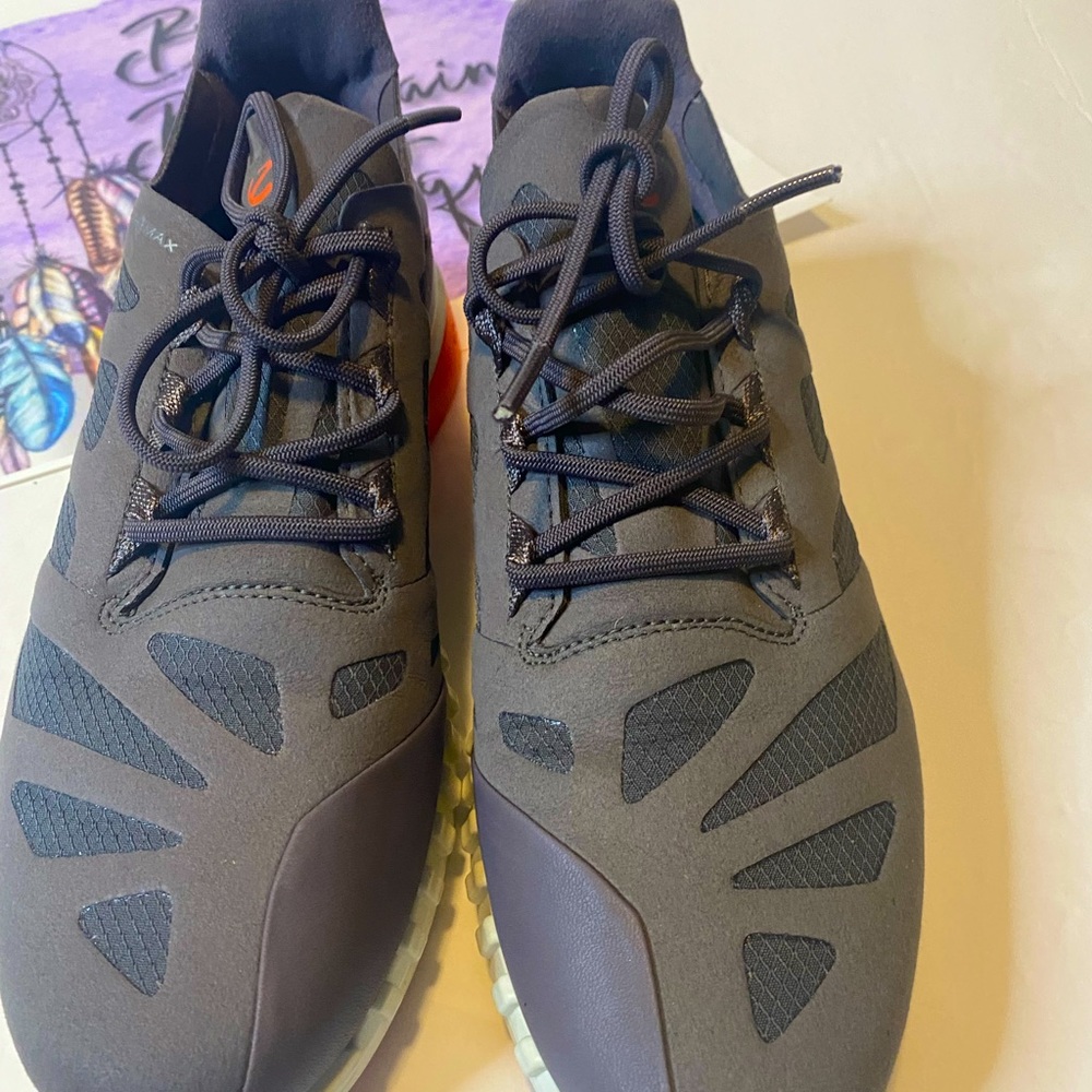 Ecco Women’s zipflex breaththru shoe leather gravity hydro ax Sneakers